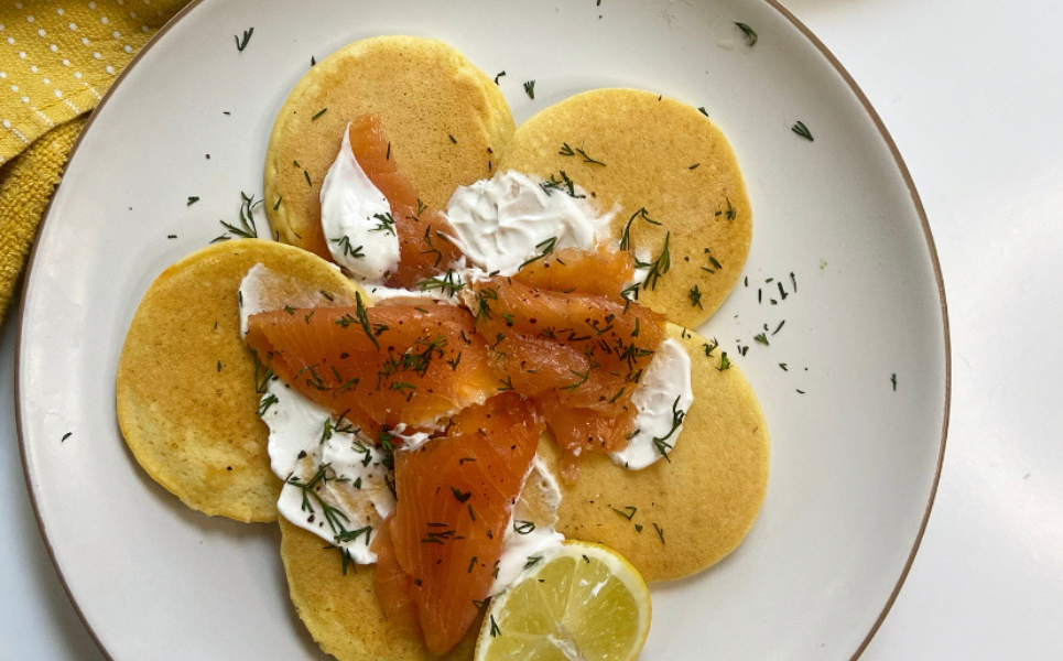 Low Carb & Keto Pancakes with Smoked Salmon & Crème Fraîche